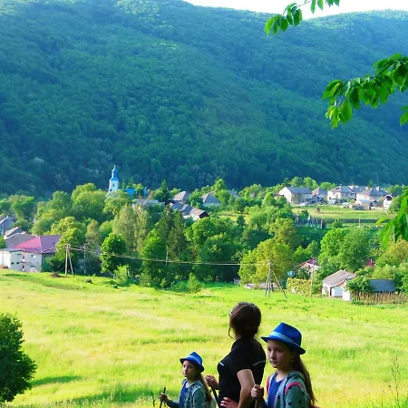 Family Konukevi Sasovka (Transcarpathia)